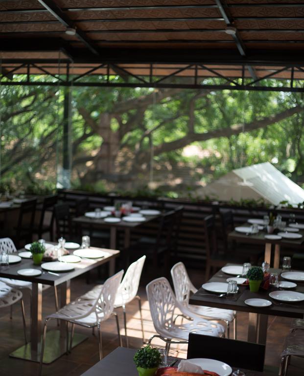 Hm Suites & Studios Bangalore Exterior foto