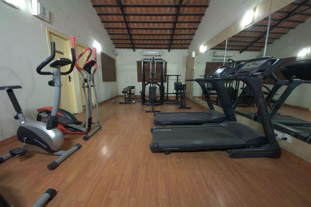 Hm Suites & Studios Bangalore Exterior foto
