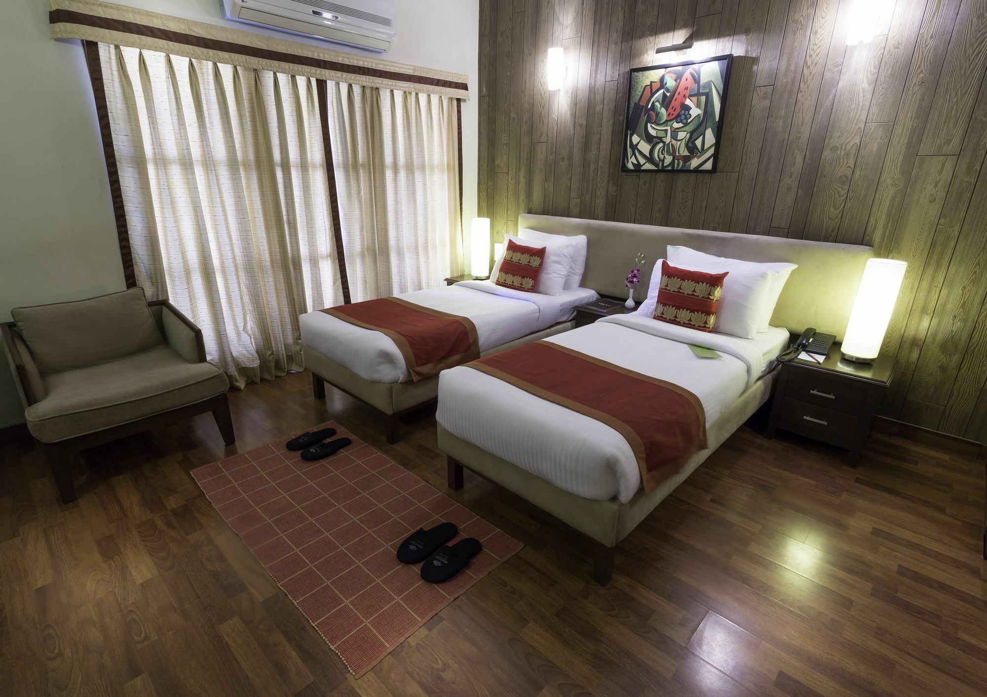 Hm Suites & Studios Bangalore Exterior foto